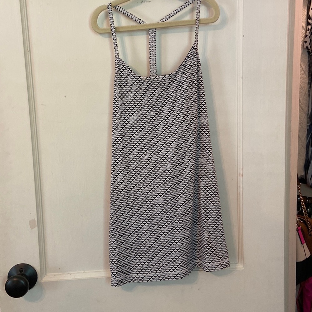 Lululemon flow y tank